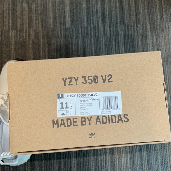 Adidas Yeezy 350 V2 Bone. Size US 11.5. - Picture 5 of 6